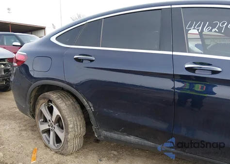 2020 Mercedes-Benz Glc 300 Coupe 4Matic z USA, uszkodzony, nr VIN W1N0J8EB7LF863247